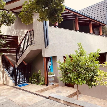 Bella Blue Guesthouse Bloemfontein Eksteriør billede