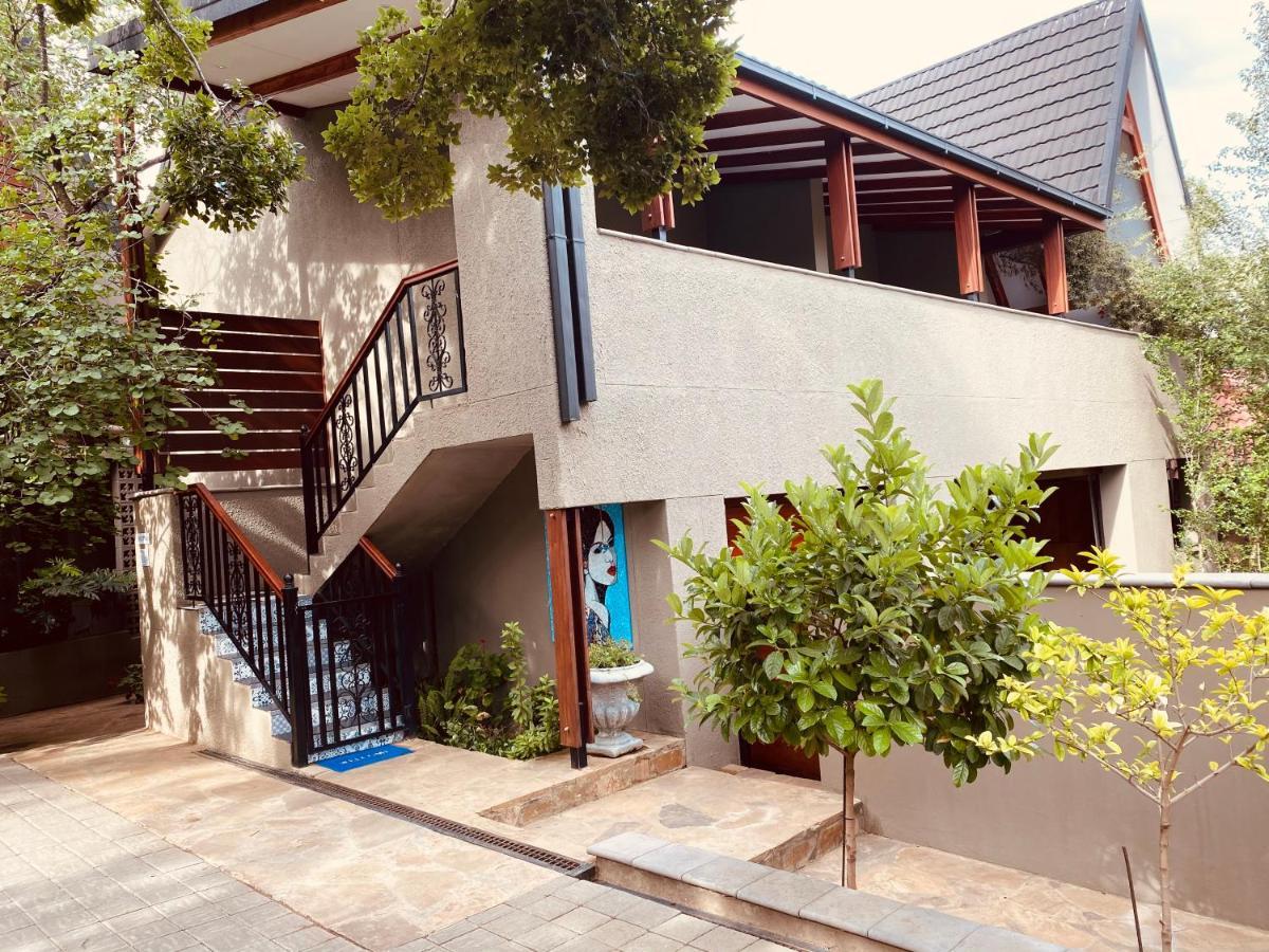 Bella Blue Guesthouse Bloemfontein Eksteriør billede