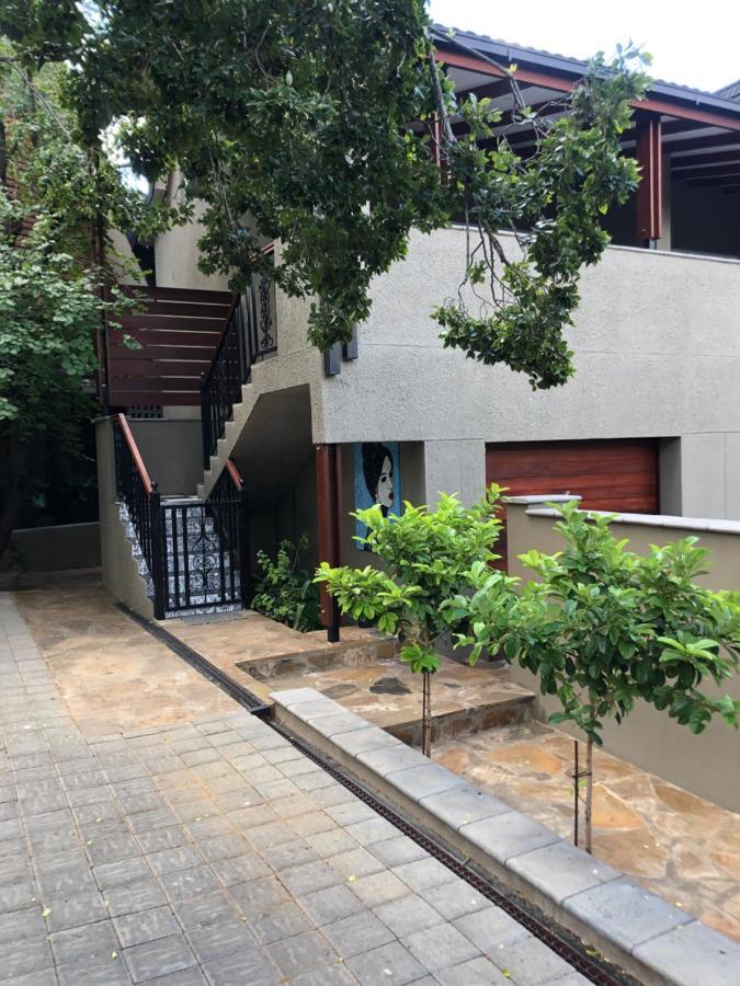 Bella Blue Guesthouse Bloemfontein Eksteriør billede